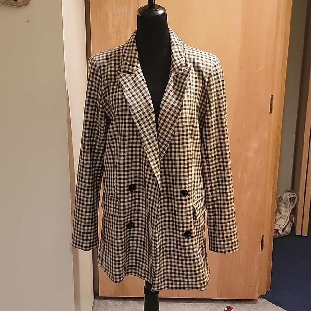Women's Black and White Checkered Coat